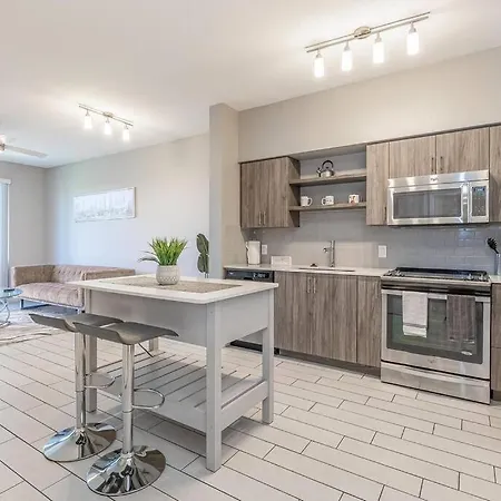 Luxury Condo Intracoastal